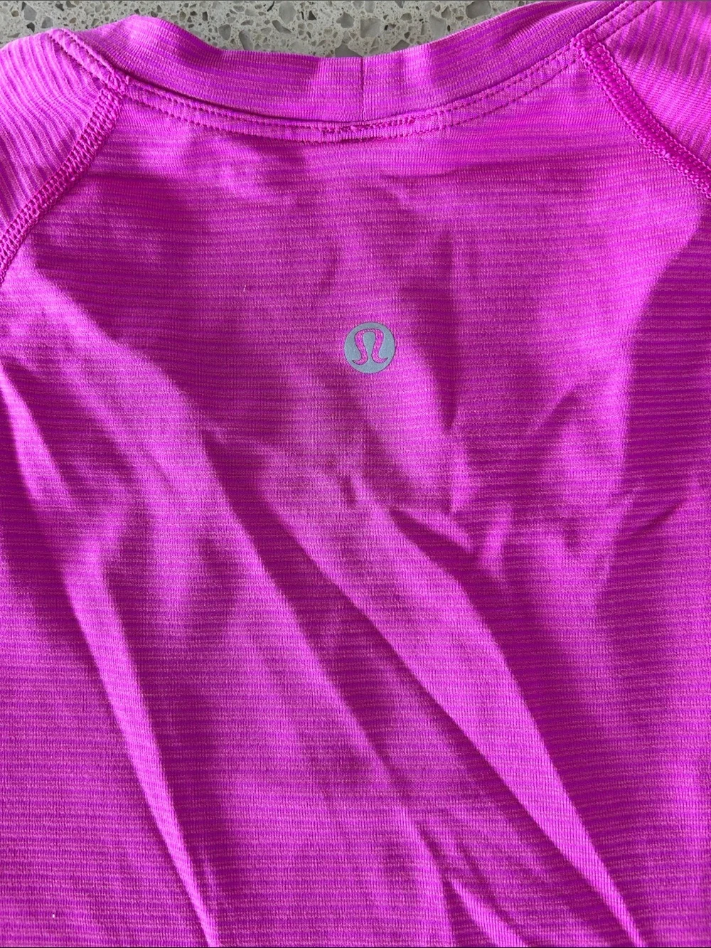 lululemon athletica Bright Pink Long Sleeve Crew Top - Picture 2 of 4